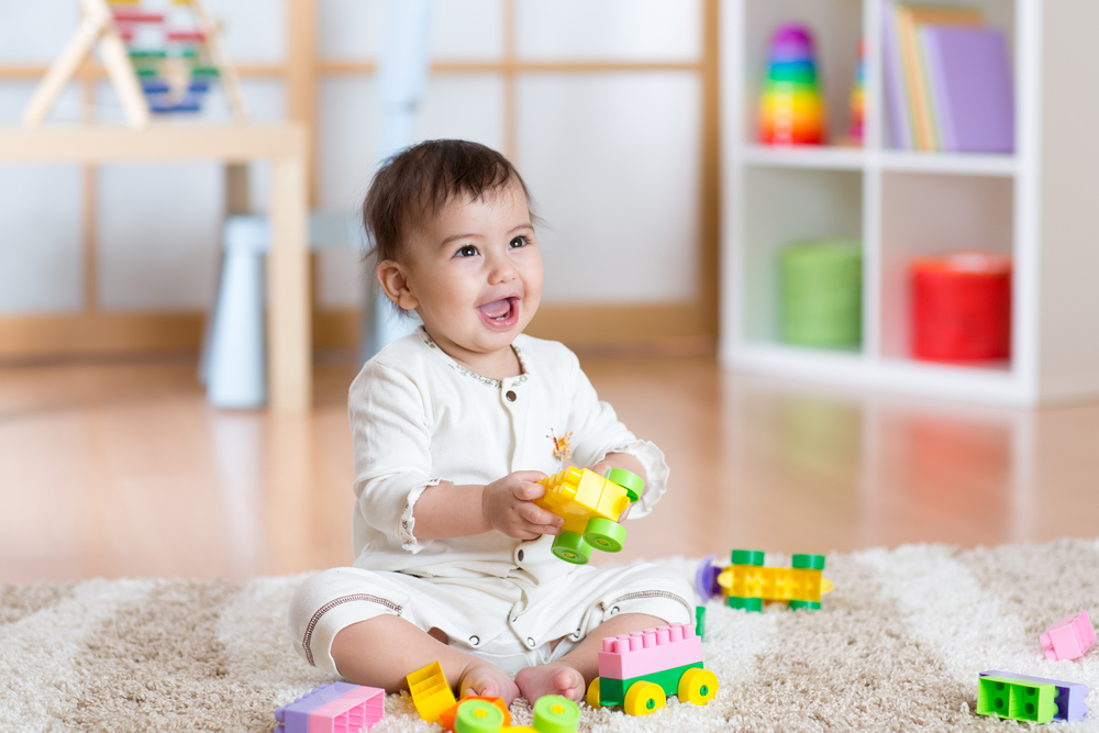Kako da budete sigurni da su bebine stvari potpuno iste?, foto: Oksana Kuzmina/Shutterstock