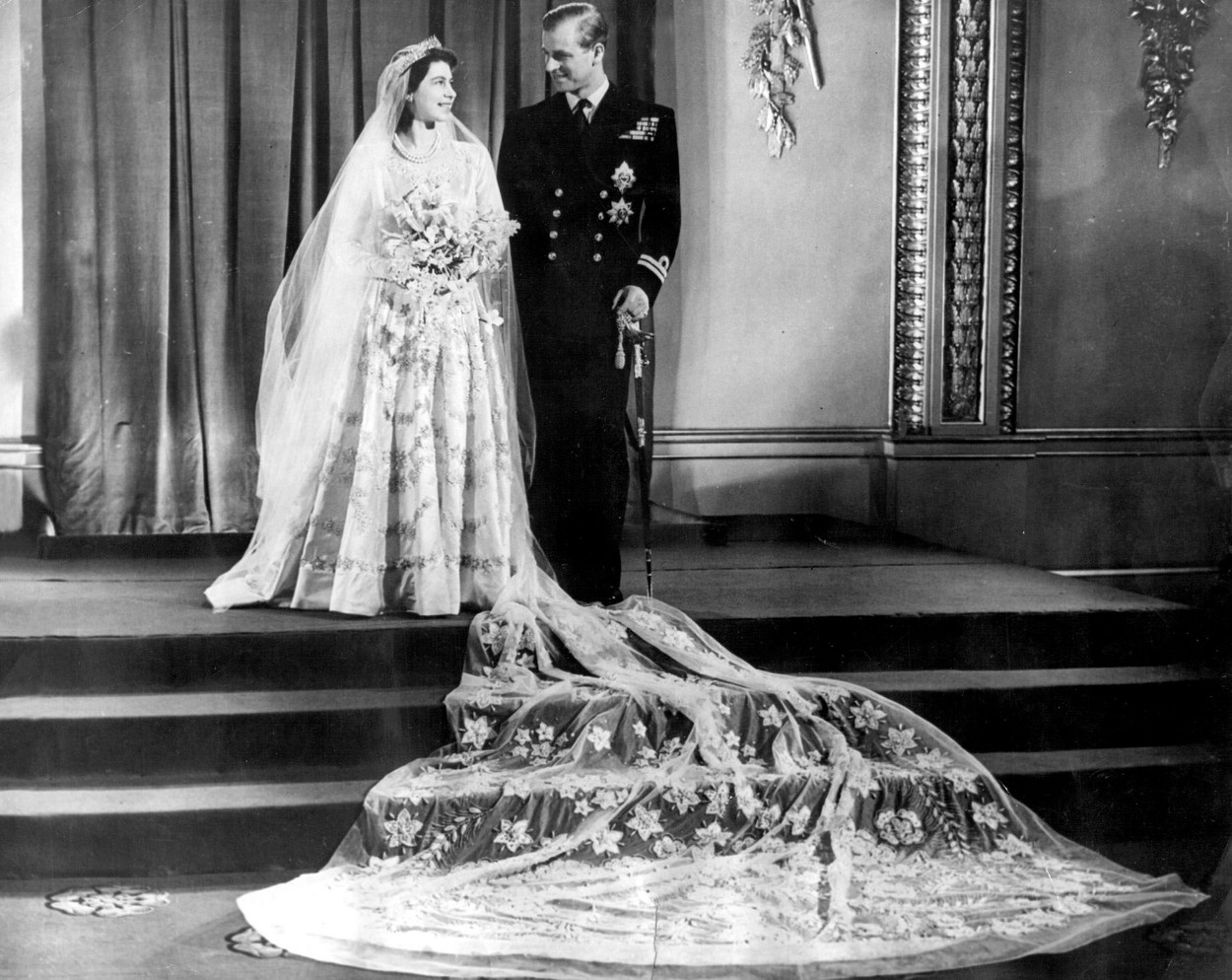 Kraljevsko venanje: kraljica Elizabeta II i princ Filip, foto: Profimedia